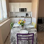 Apartment 2 Separes 2 Et 5 Couchages Au Rez-de-chaussee A Chambretaud, 5 Min Puy Du Fou *