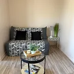 2 Separes 2 Et 5 Couchages Au Rez-de-chaussee A Chambretaud, 5 Min Puy Du Fou Apartment *