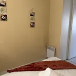 2 Separes 2 Et 5 Couchages Au Rez-de-chaussee A Chambretaud, 5 Min Puy Du Fou Apartmán *