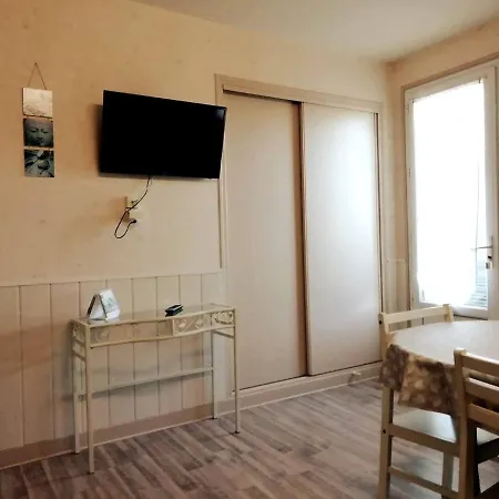 شقة 2 Separes 2 Et 5 Couchages Au Rez-de-chaussee A Chambretaud, 5 Min Puy Du Fou Chambretaud