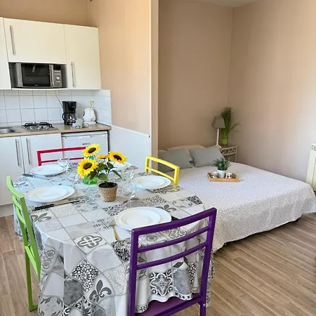 2 Séparés 2 Et 5 Couchages Au Rez-de-chaussée à Chambretaud, 5 Min Puy Du Fou Appartamento Chambretaud