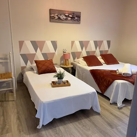 2 Séparés 2 Et 5 Couchages Au Rez-de-chaussée à Chambretaud, 5 Min Puy Du Fou Appartamento